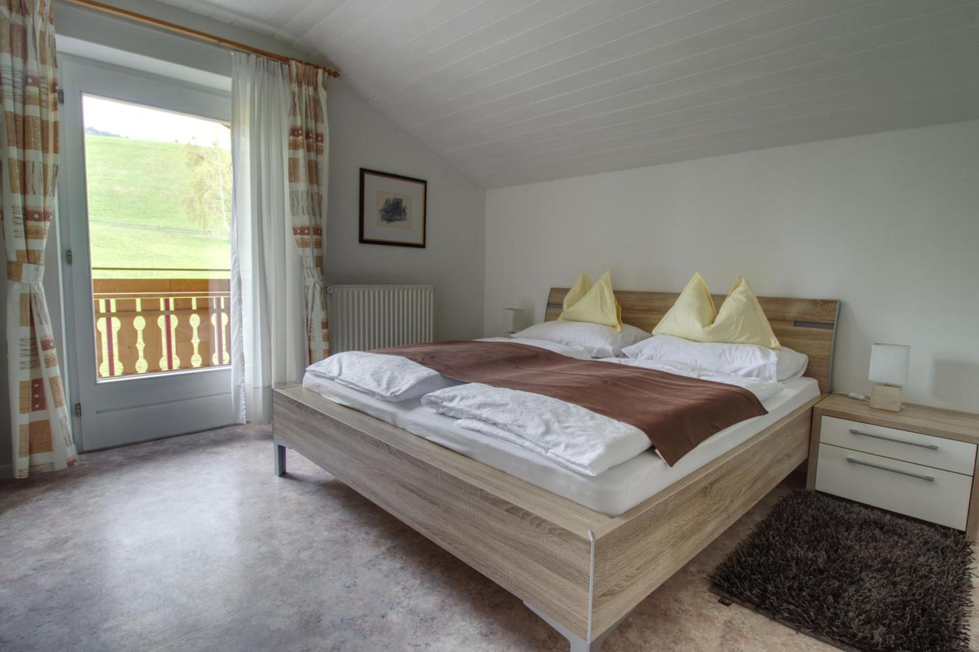 Garni Sonnegg Bed & Breakfast Petersberg Exterior photo