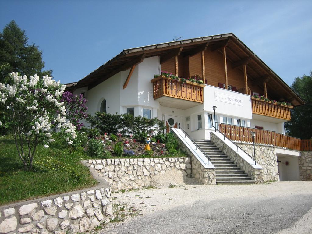 Garni Sonnegg Bed & Breakfast Petersberg Exterior photo